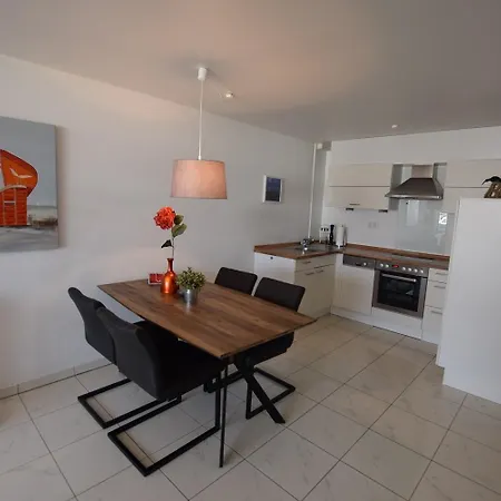 Teckhaus-2-6-strandlaeufer-h-5-uebern Lejlighed Hohwacht